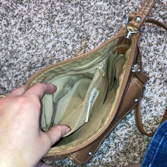 Kelly & Katie cross body bag - Picture 2 of 5
